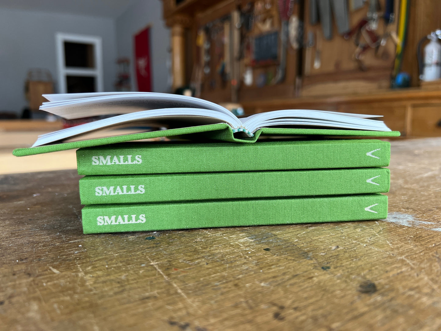 Smalls: 18 Well-designed, Easy Projects for an Afternoon in the Workshop