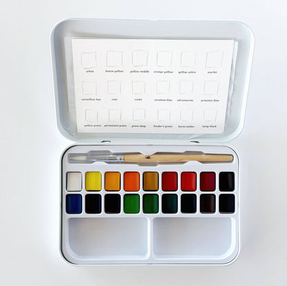 18 Watercolor Paint Set (With Mixing Tin and Brush)