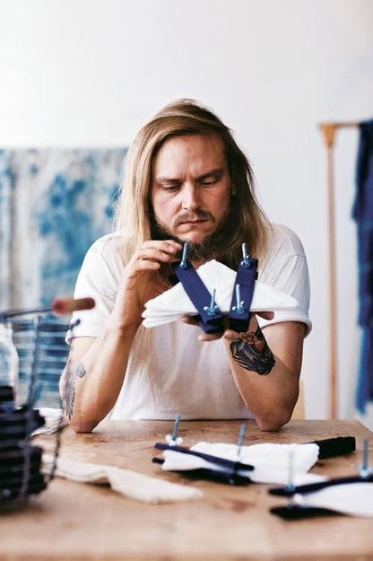 Indigo: Cultivate, Dye, Create by Douglas Luhanko & Kerstin Neumüller