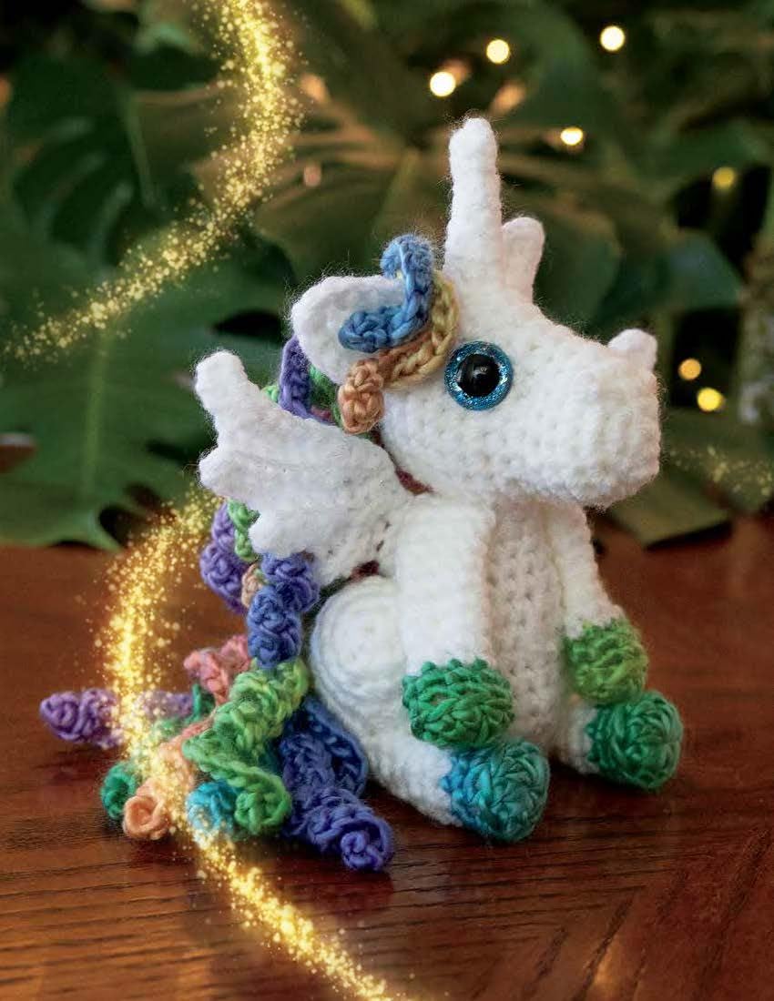 Crochet Creatures of Myth and Legend: 19 Designs Easy Cute Critters to Legendary Beasts: 19 Designs Easy Cute Critters to Legendary Beasts