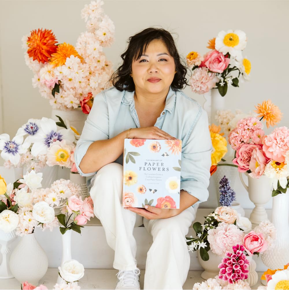 The New Art of Paper Flowers: The Complete Guide to Crafting Gorgeous Crepe Paper Flowers: The Complete Guide to Crafting Gorgeous Crepe Paper Flowers