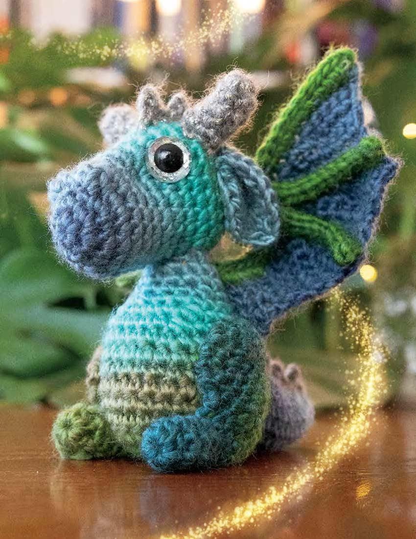 Crochet Creatures of Myth and Legend: 19 Designs Easy Cute Critters to Legendary Beasts: 19 Designs Easy Cute Critters to Legendary Beasts