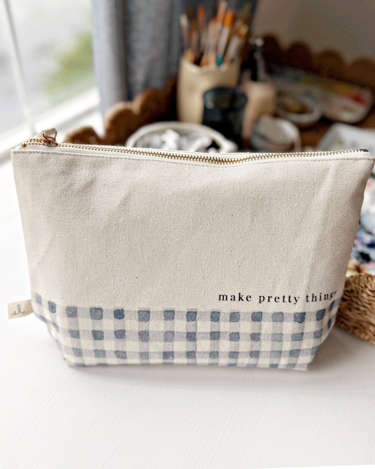 Canvas Zipper Pouch with Inscription of 'make pretty things'