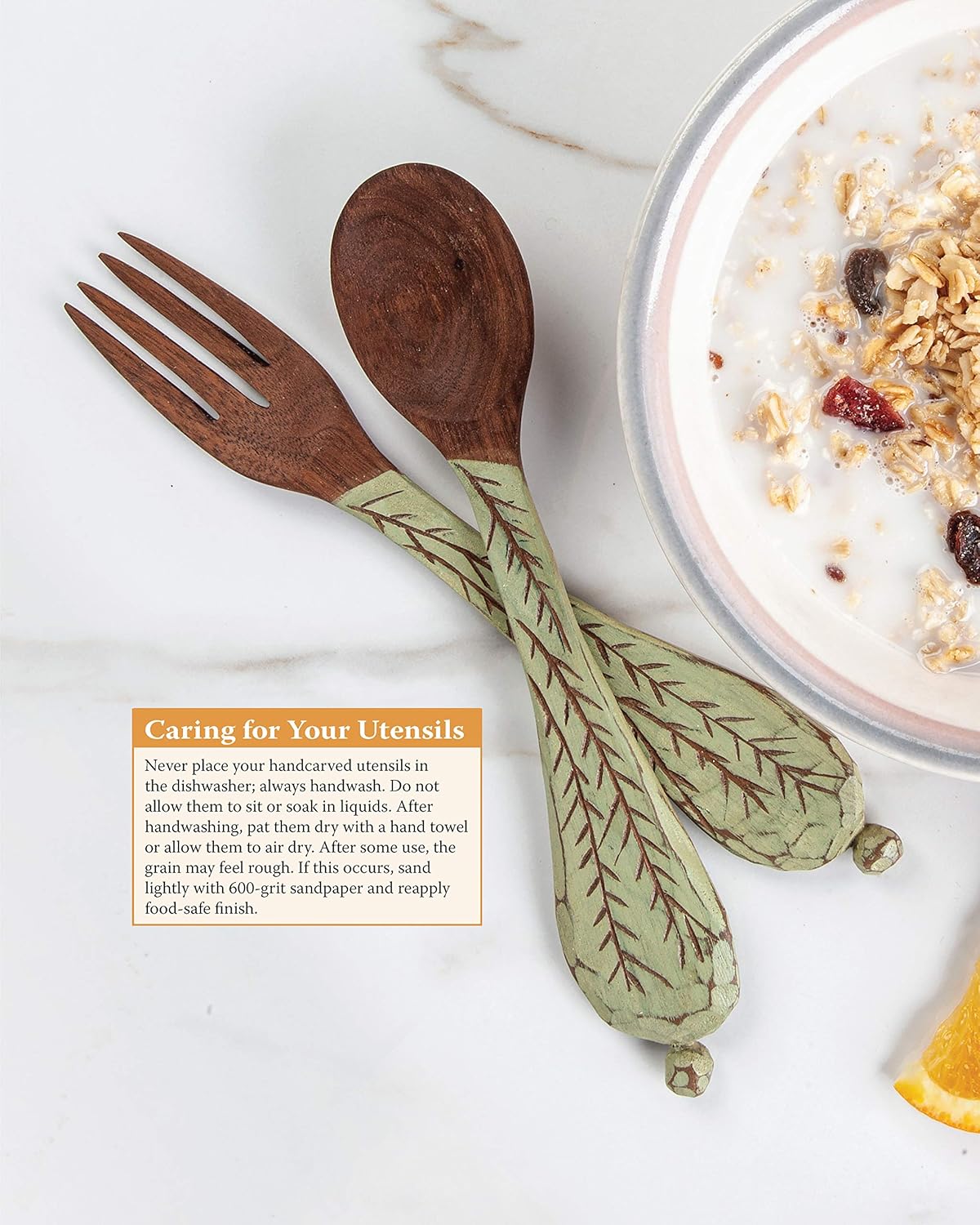 12 Spoons, 2 Bowls, and a Knife: 15 Step-By-Step Handcarved Projects for the Kitchen