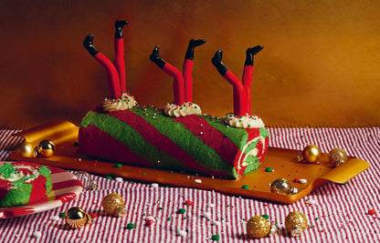 The Gingerbread Book: 50 Spiced Bakes, Houses, Cookies, Desserts and More