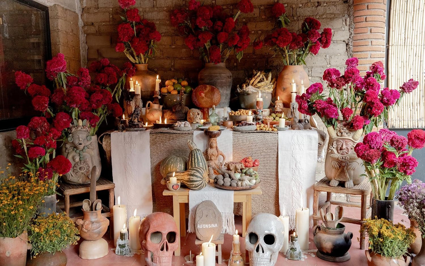 Mexico's Day of the Dead: A Celebration of Life Through Stories and Photos: A Celebration of Life Through Stories and Photos