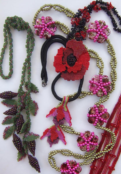 Inspired to Bead: A Collection of Necklaces and Bracelets by Stephanie Burnham