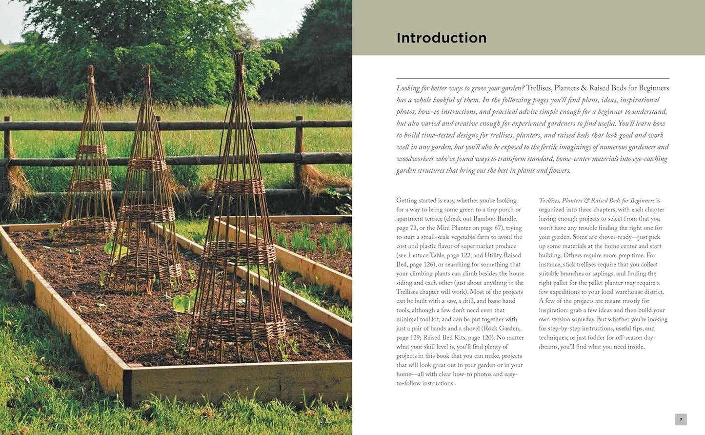 Trellises, Planters & Raised Beds for Beginners: 30+ Easy, Unique, and Useful Projects You Can Make with Common Tools and Materials by Editors of Cool Springs Press